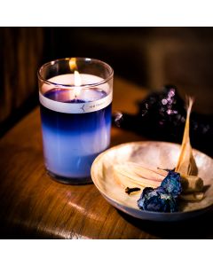 icelandic moonflower petal topped candle